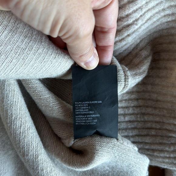 Club Monaco wool blend sweater - Picture 4 of 4